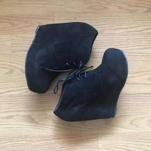 Lace Up Platform Wedge Bootie